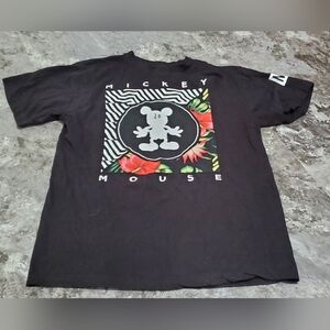 Mens disney shirt size M